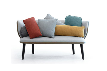 Bunte sitzkissen fur sofa wartezimmer und sessel by Leyform