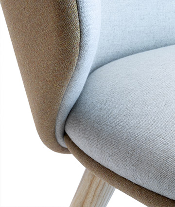 hochlehner-farbenfroher-loungesessel-m-holzbeinen-alise-4g-dettaglio-img-01